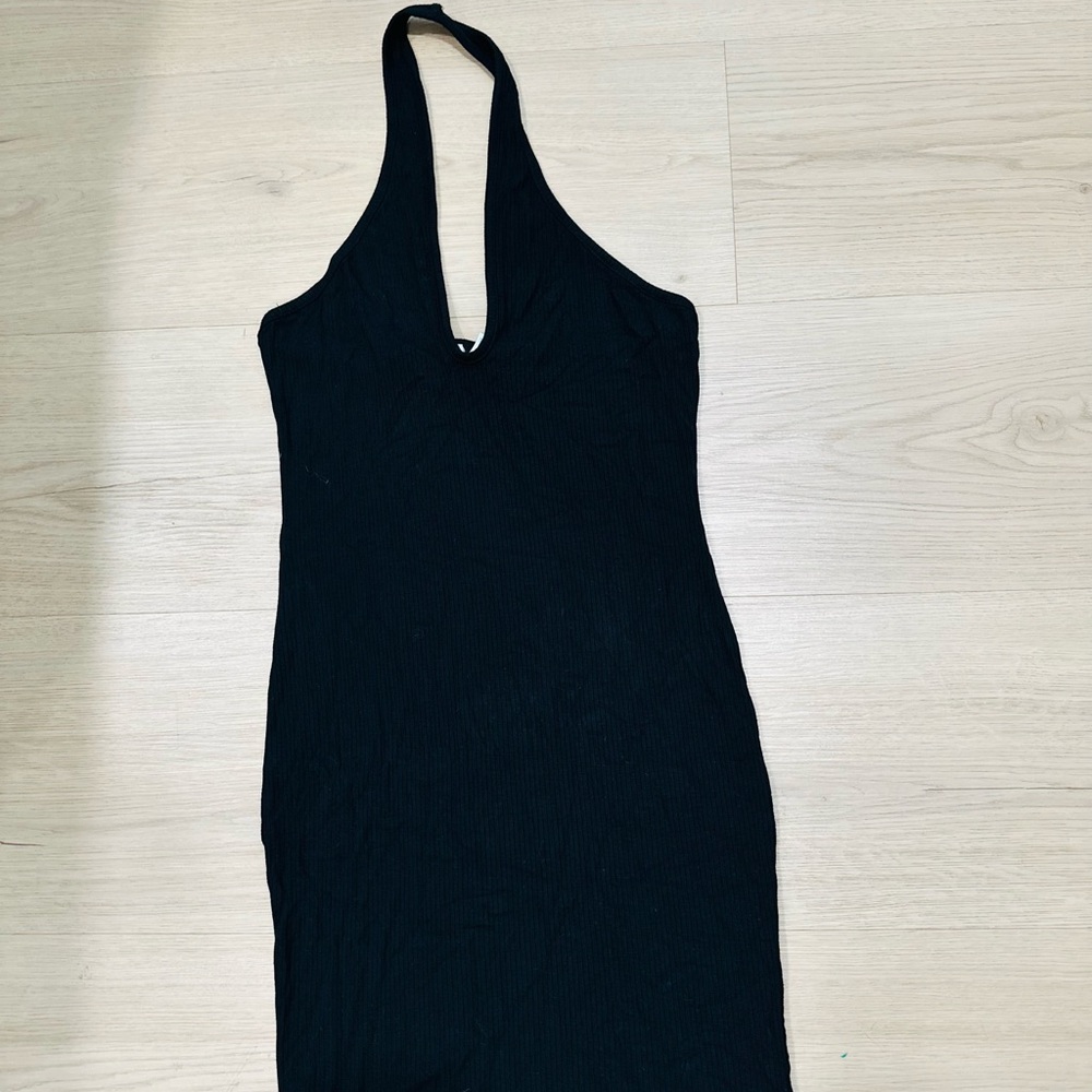 Black Sleeveless Halter Bodycon Dress